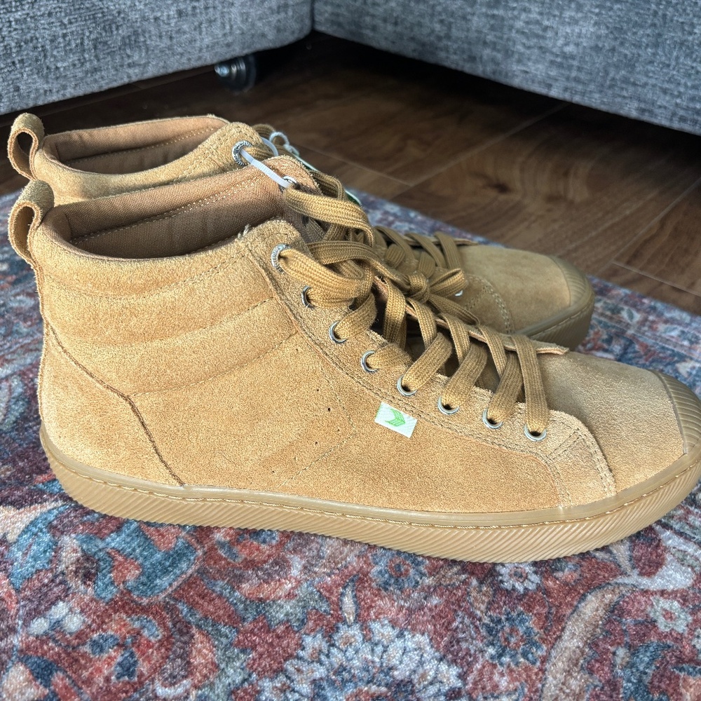 NWT Cariuma “Cleaner” Suede Boots • Brown • Men’s 11.5 / Women’s 13